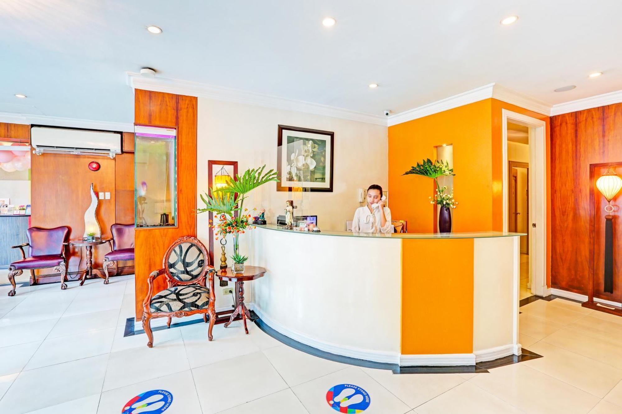 Townhouse Oak Vip Suites, Near Pnr Pasay Evangelista, Makati Manila Makati City ภายนอก รูปภาพ